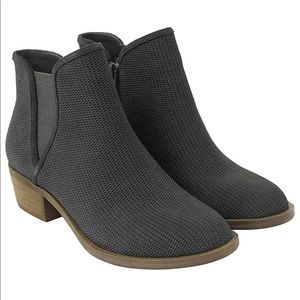 KENSIE Gerona Boot